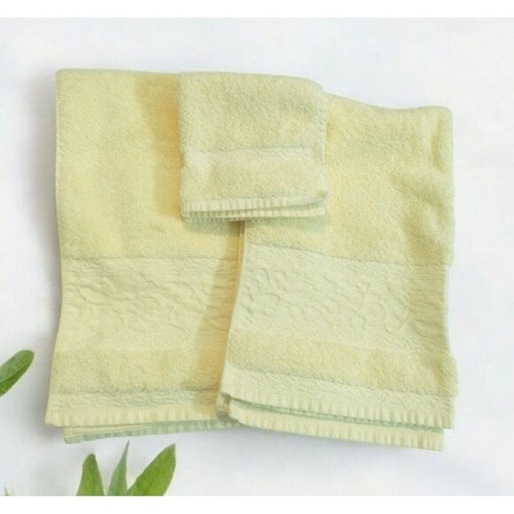 Wellesley Manor Damask Cotton Towel Set 2 Large Hand 1 Washcloth Butter Yellow - Picture 1 of 10